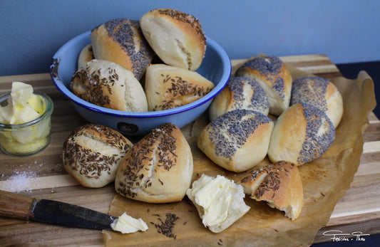 Rezept für fluffige Weizenbrötchen - meine besten Backtipps