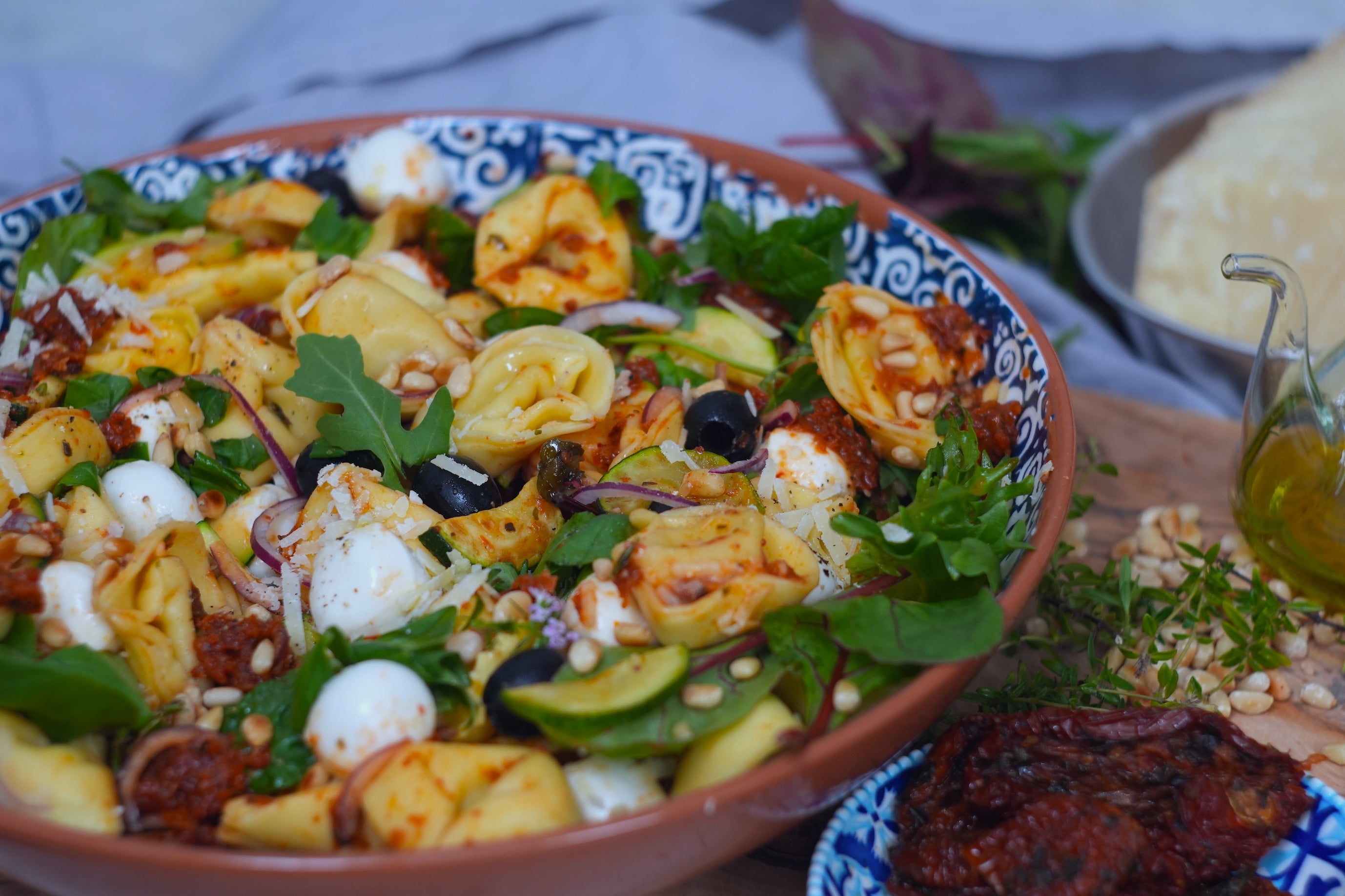 Nudelsalat mit Tortellini – Felicitas Then Nudelsalat mit Tortellini – Felicitas Then