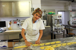 Pasta machen in der Toskana -  die wohl schönste Familiensache der Welt.